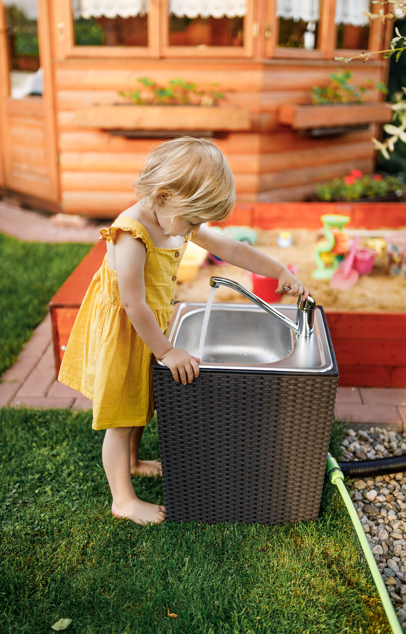 Zahradní umyvadlo Lavabo Ratan Mini antracit